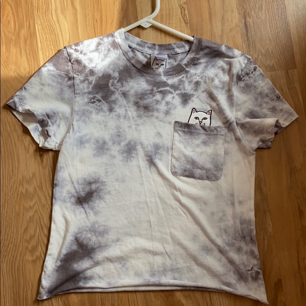 tee shirt